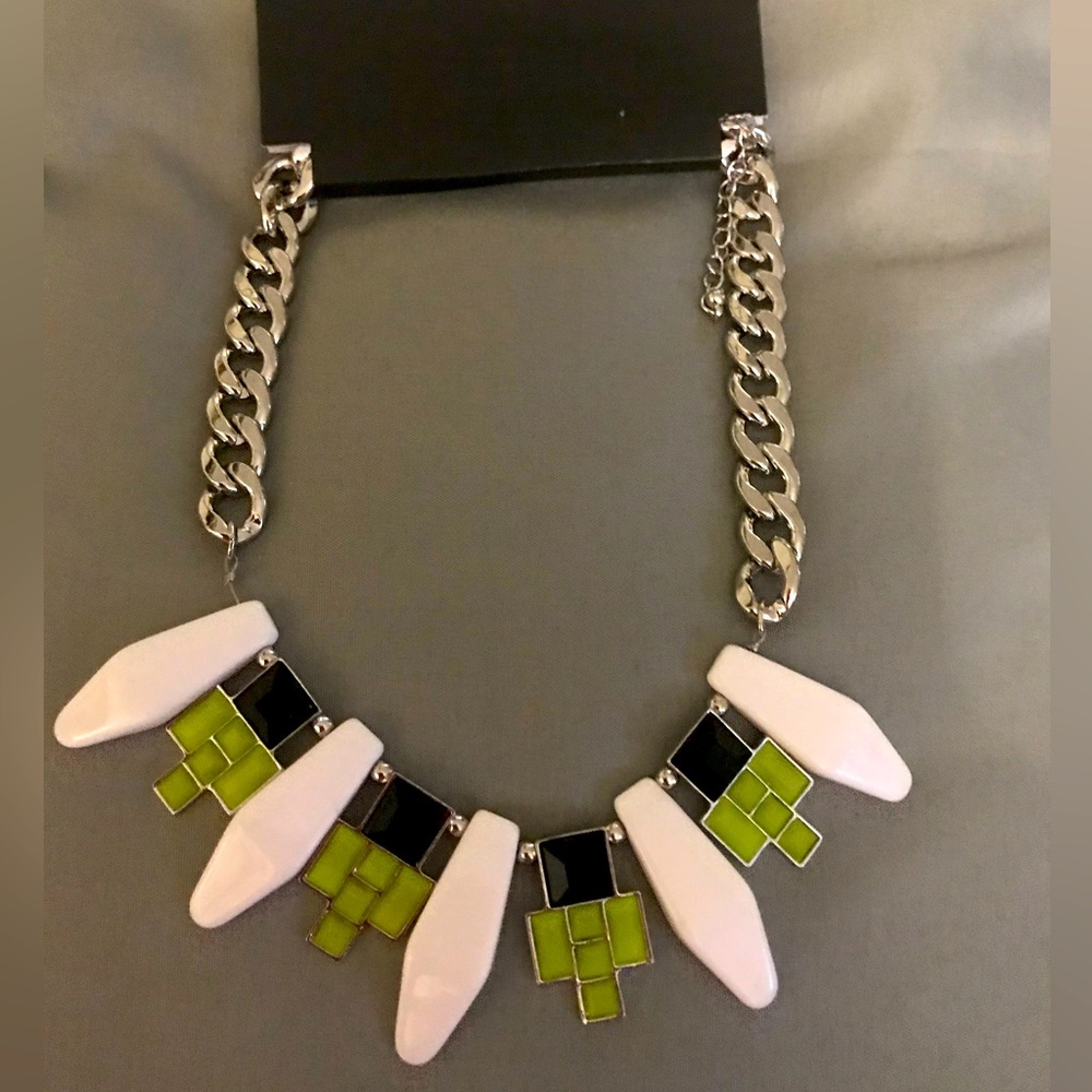 Fashion necklace